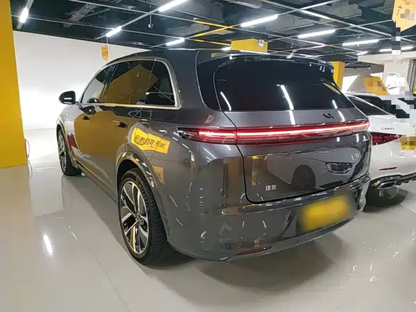 Li Auto L7 2023