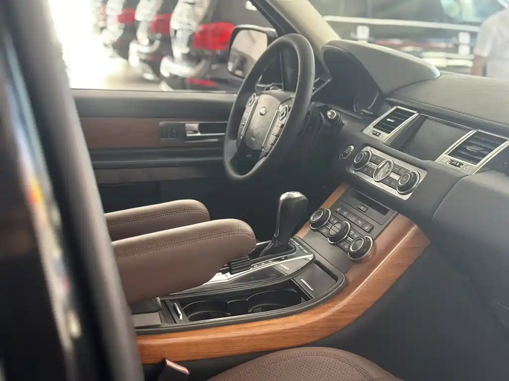 Land Rover Range Rover Sport 2013 — фото 28