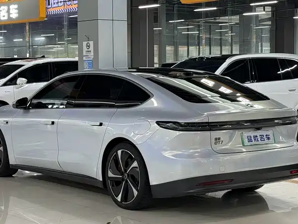 NIO ET7 2022