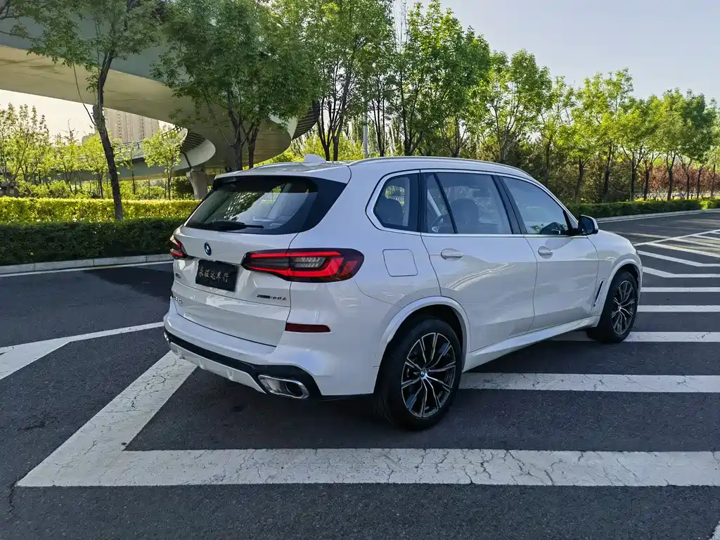 BMW X5 2022 — фото 6