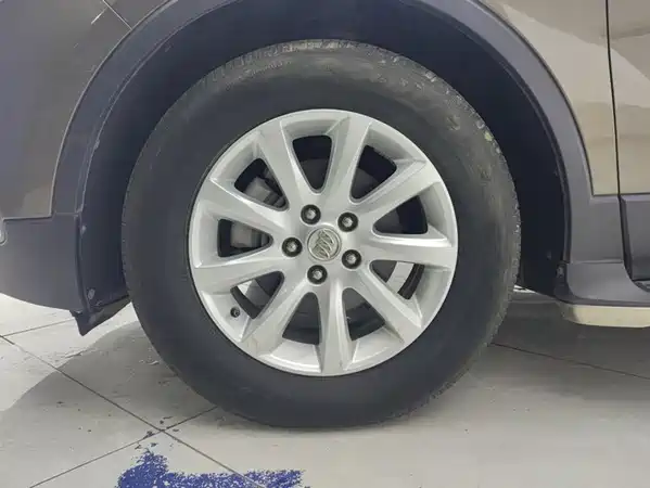 Buick Envision Plus 2019