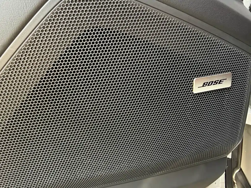 Porsche Cayenne 2025 — фото 17