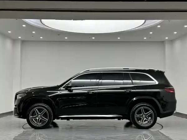 Mercedes-Benz GLS 2024