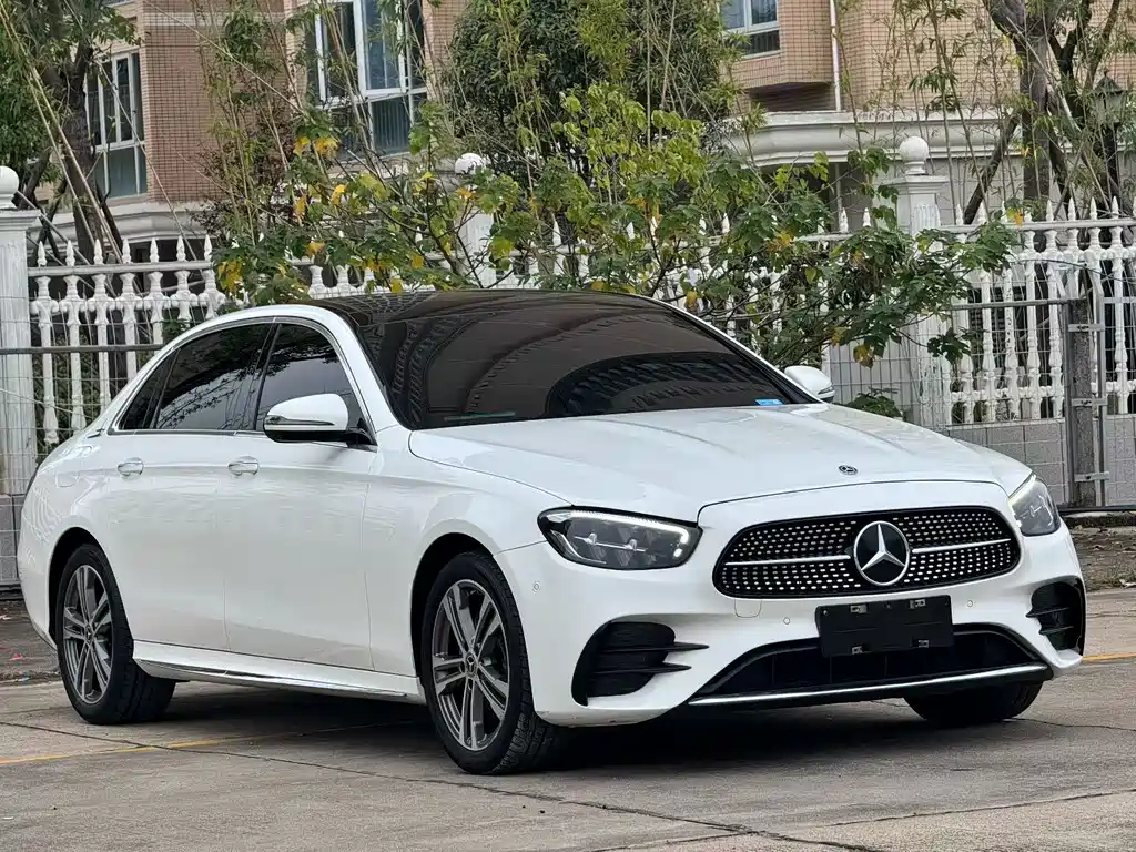 Mercedes-Benz E-Class 2021 — фото 3
