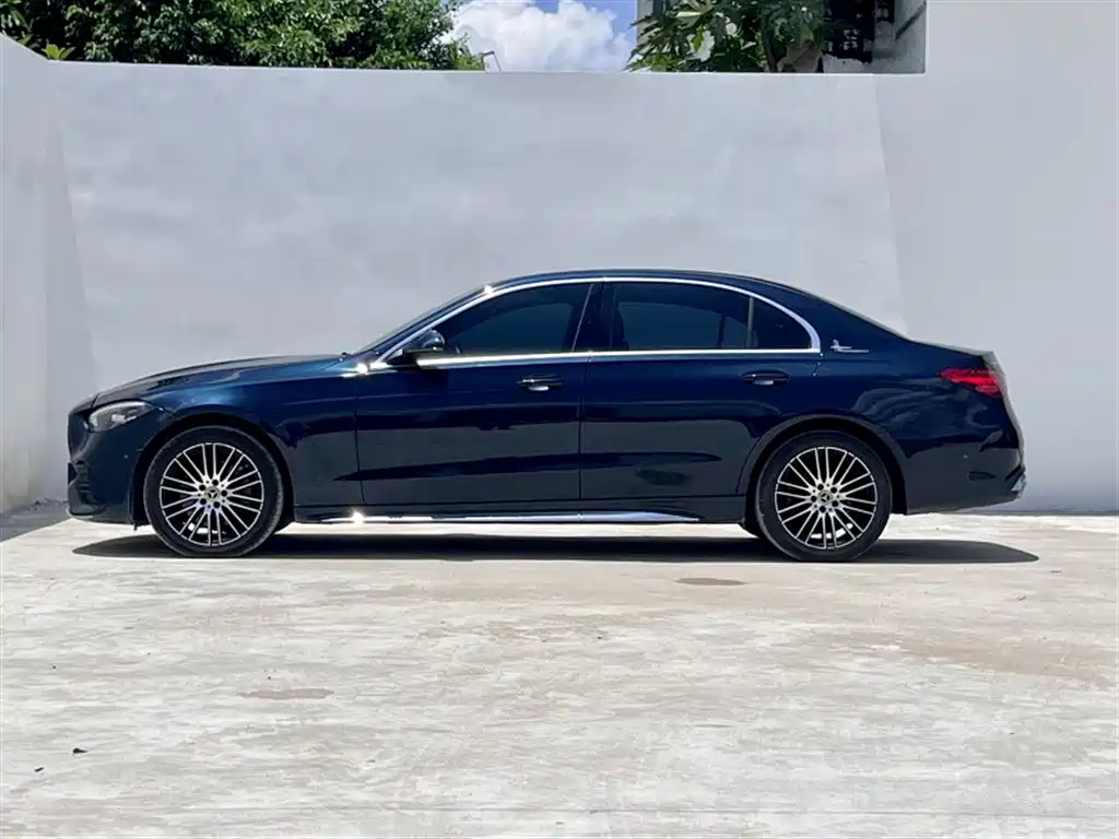 Mercedes-Benz C-Class 2022 — фото 3