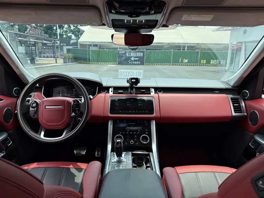 Land Rover Range Rover Sport 2020 — фото 10