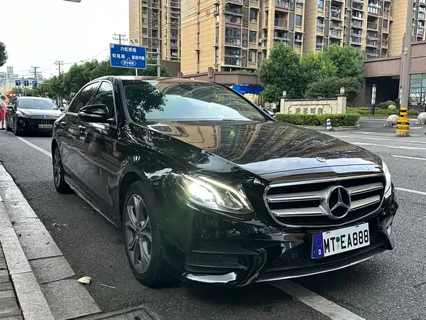 Mercedes-Benz E-Class 2020