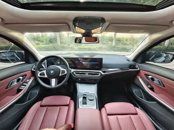 BMW i3 2024