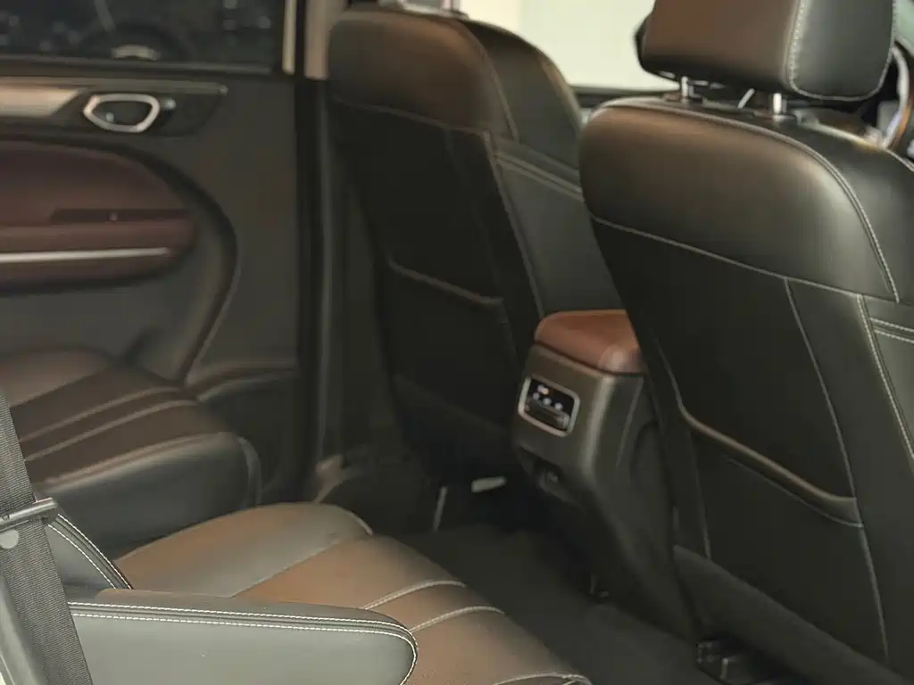 GAC Trumpchi M6 2023 — фото 10