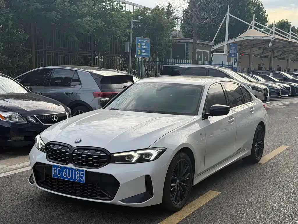 BMW 3 Series 2023