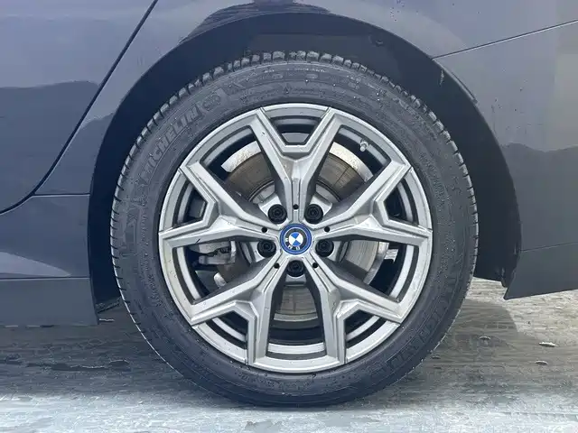 BMW i3 2023 — фото 19