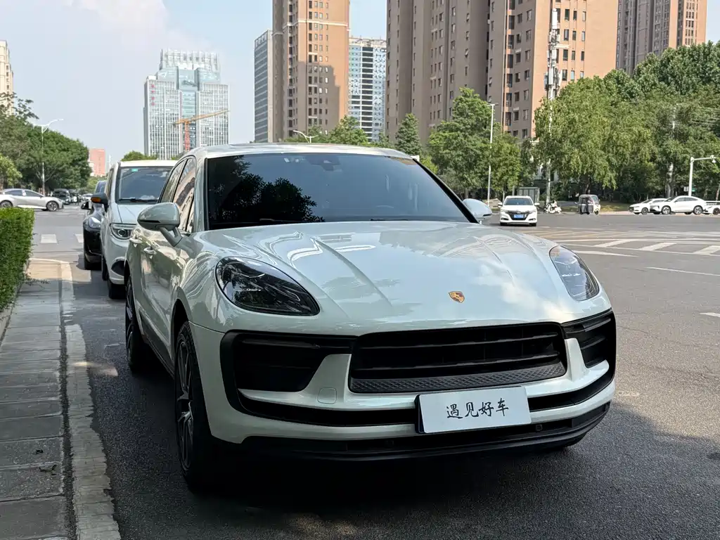 Porsche Macan 2022 — фото 2