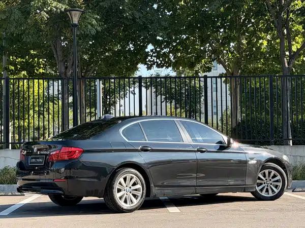BMW 5 Series 2012