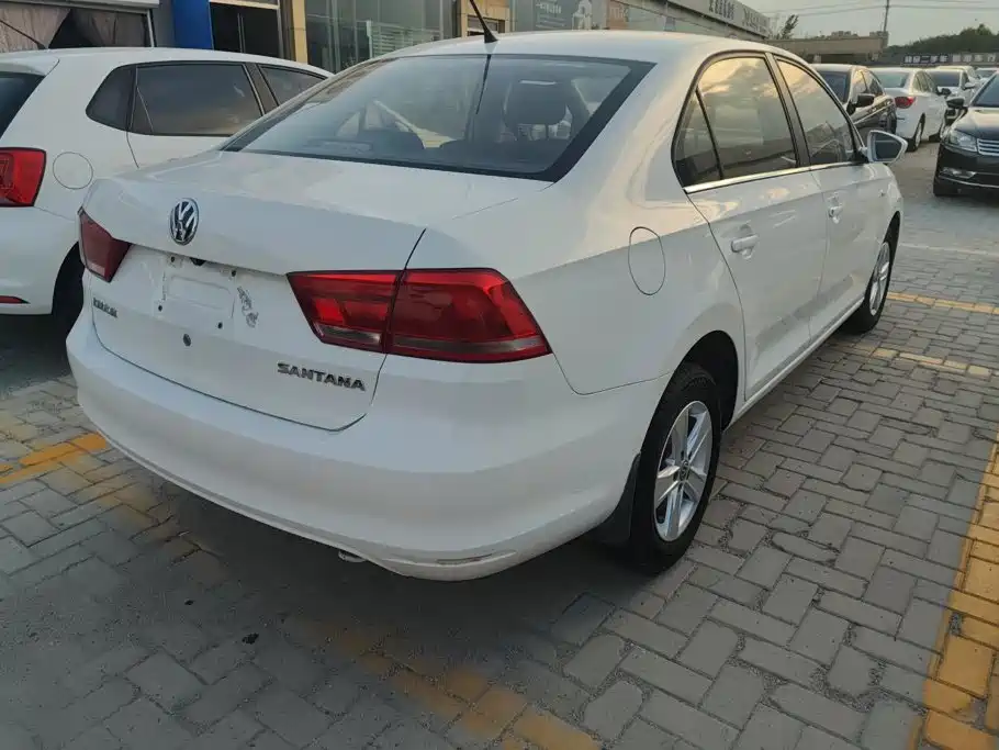 Volkswagen Santana 2016