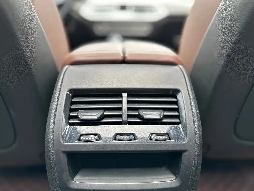 BMW X5 2021 — фото 19