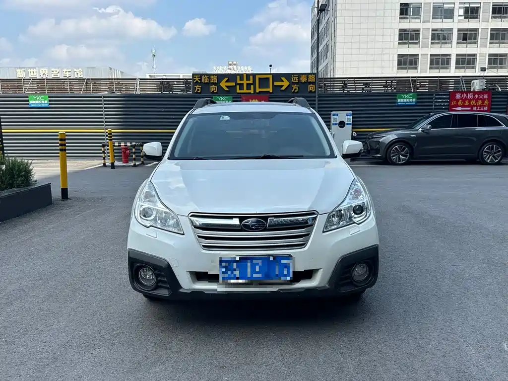 Subaru Outback 2013 — фото 2
