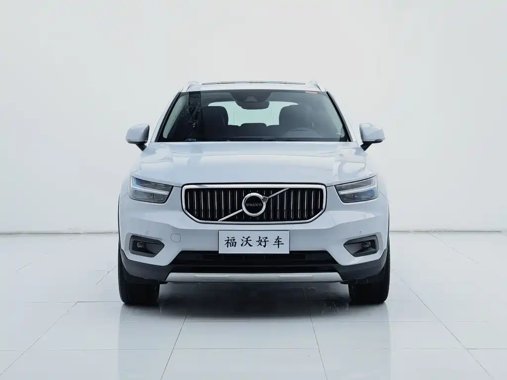 Volvo XC40 2020 — фото 2