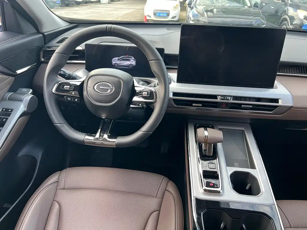 GAC Trumpchi GS4 2024 — фото 13