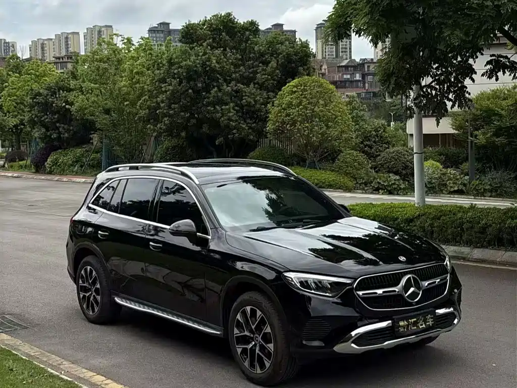 Mercedes-Benz GLC 2023