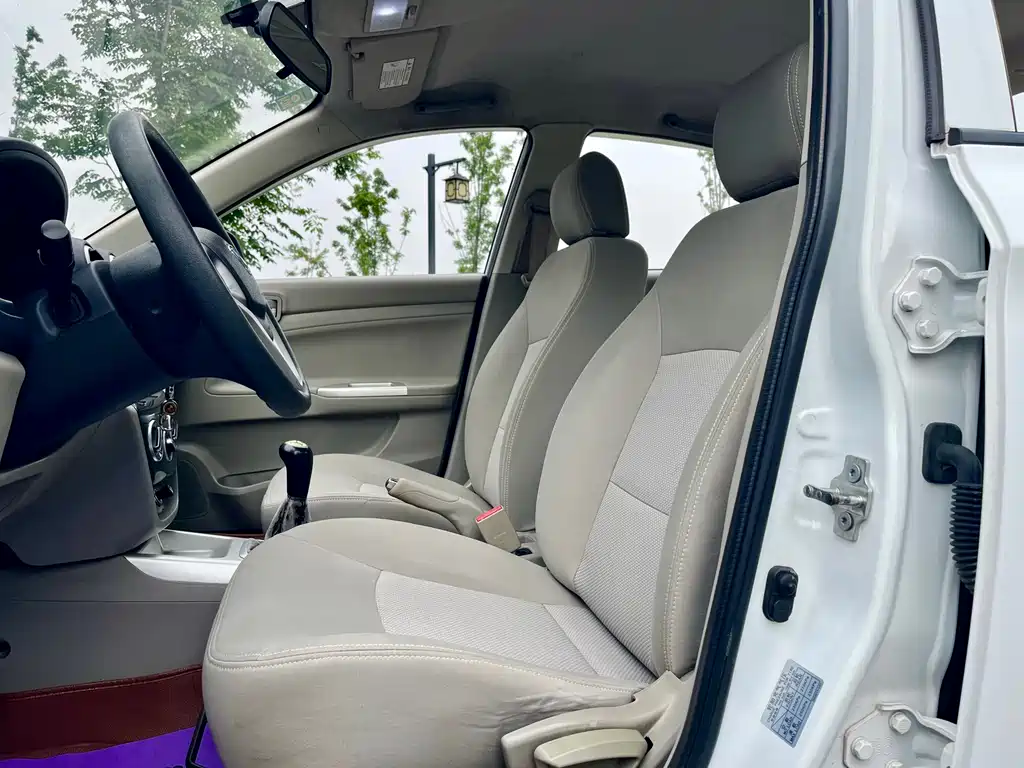 Changan V3 2016 — фото 18