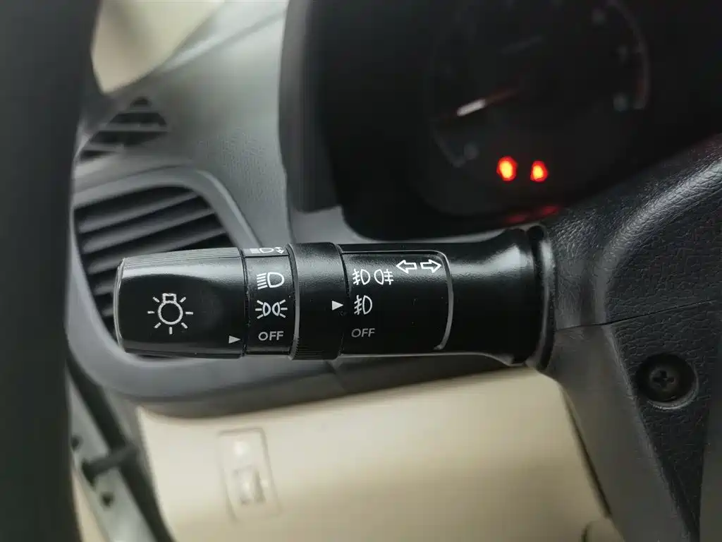 Hyundai Verna 2016 — фото 21
