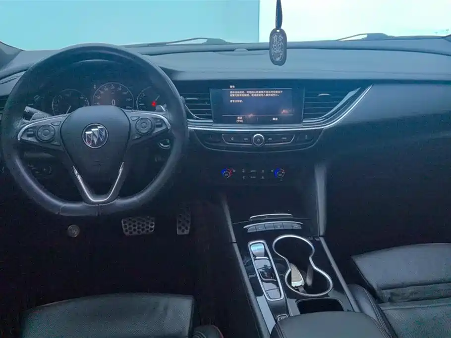 Buick Regal 2021 — фото 12