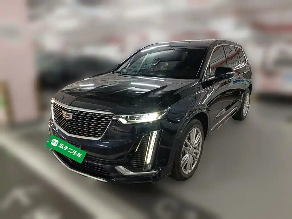 Cadillac XT6 2022 — фото 1