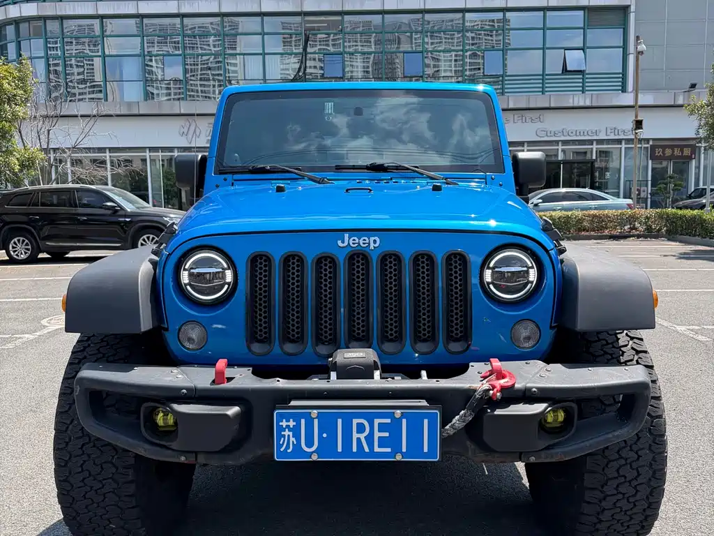 Jeep Wrangler 2014 — фото 2