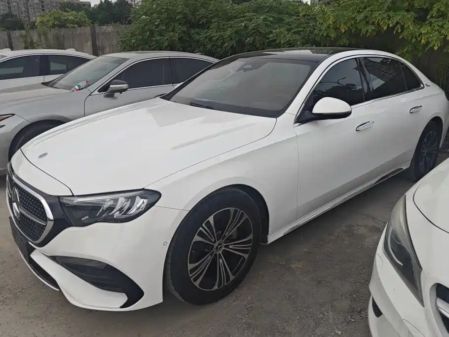 Mercedes-Benz E-Class 2024