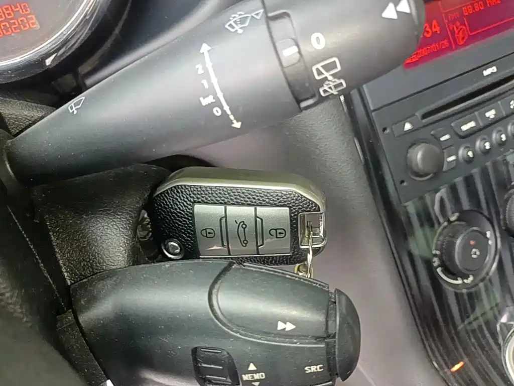 Peugeot 3008 2015 — фото 9