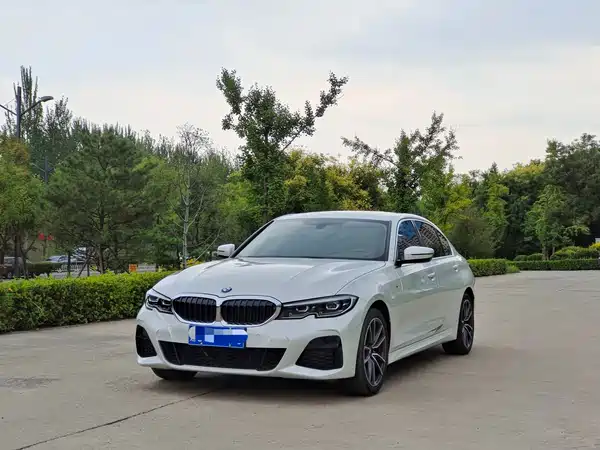 BMW 3 Series 2021