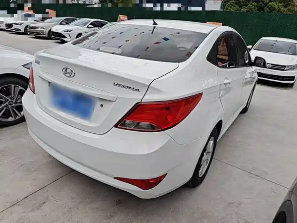 Hyundai Accent 2016