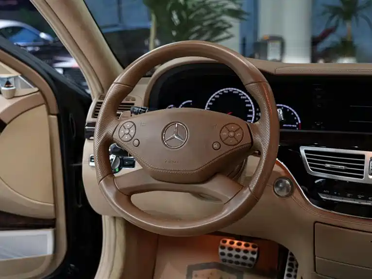 Mercedes-Benz S-Class AMG 2012 — фото 13