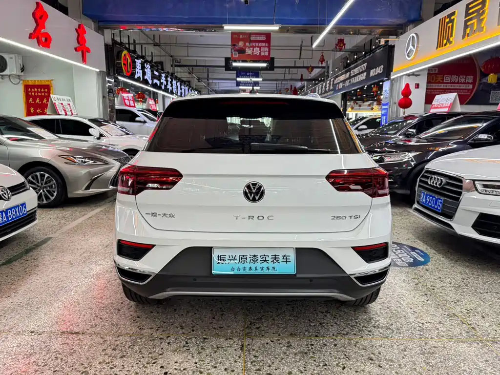 Volkswagen T-Roc 2022 — фото 9