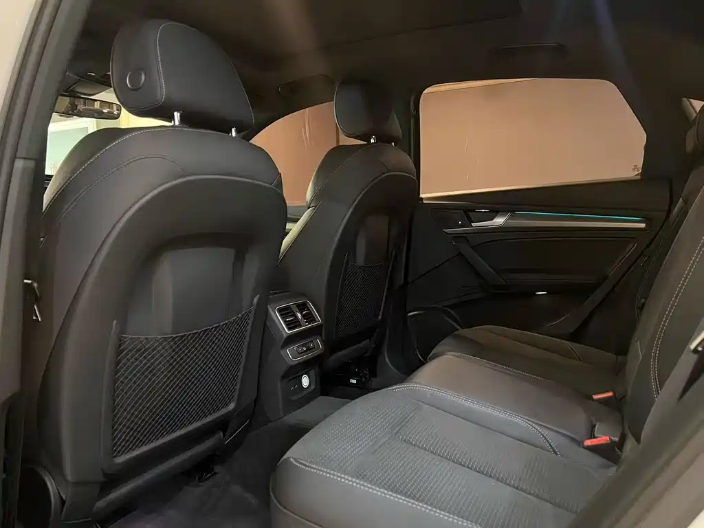 Audi Q5L Sportback 2021 — фото 6
