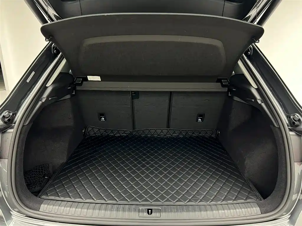 Audi Q3 2022 — фото 13