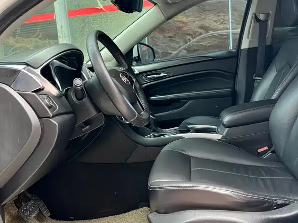 Cadillac SRX 2014