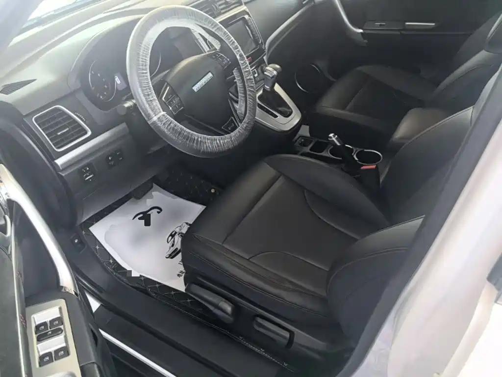 Haval M6 2020 — фото 16