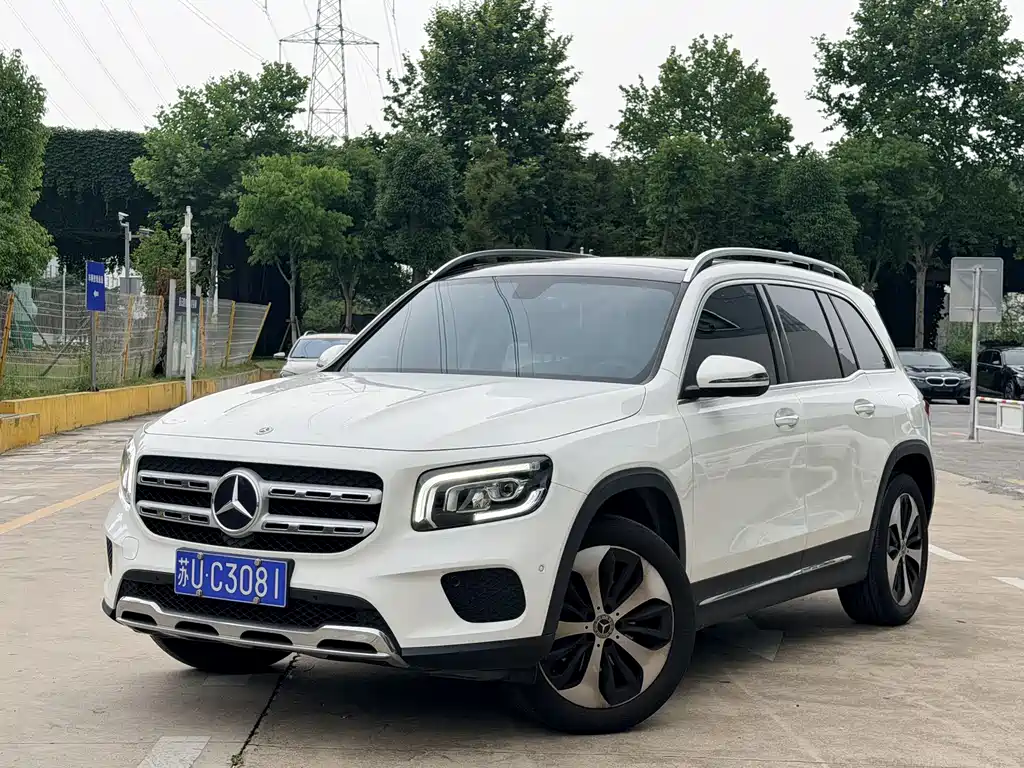 Mercedes-Benz GLB 2021 — фото 1