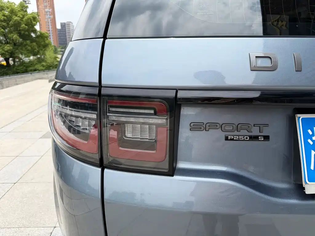 Land Rover Discovery Sport 2020 — фото 12