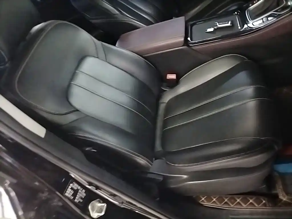 GAC Trumpchi M6 2024 — фото 25