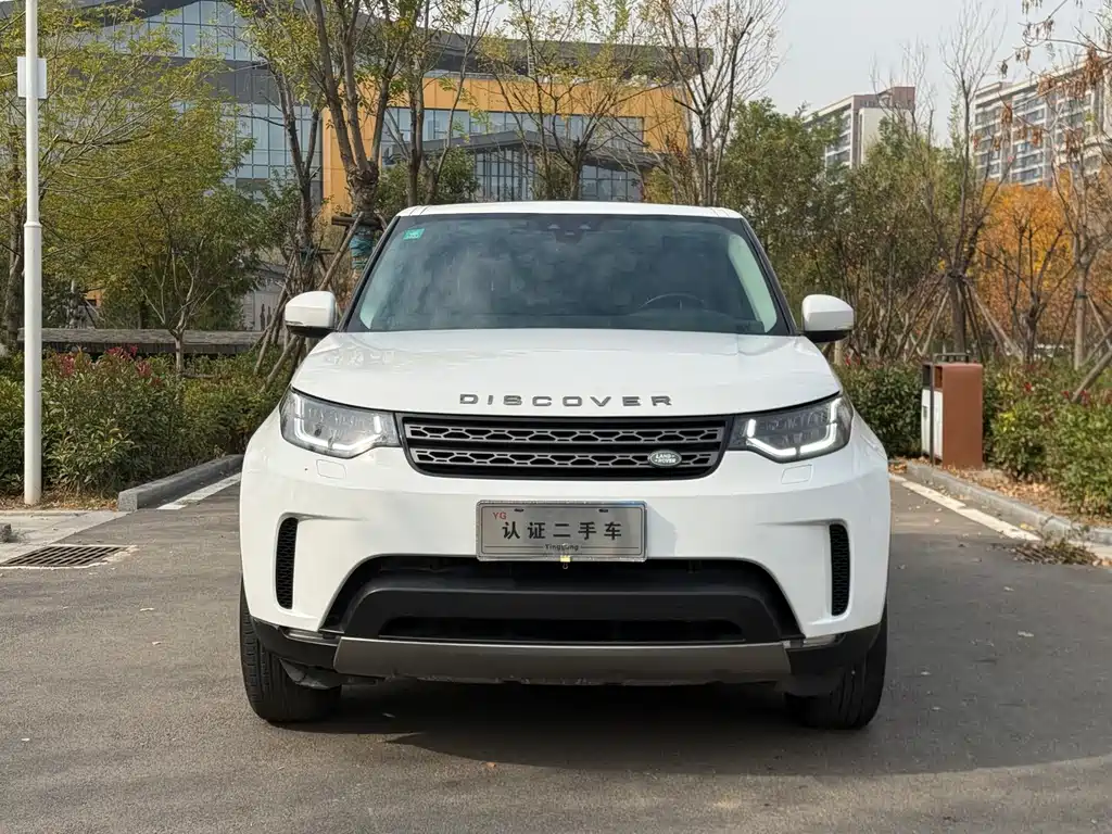Land Rover Discovery 2017 — фото 2