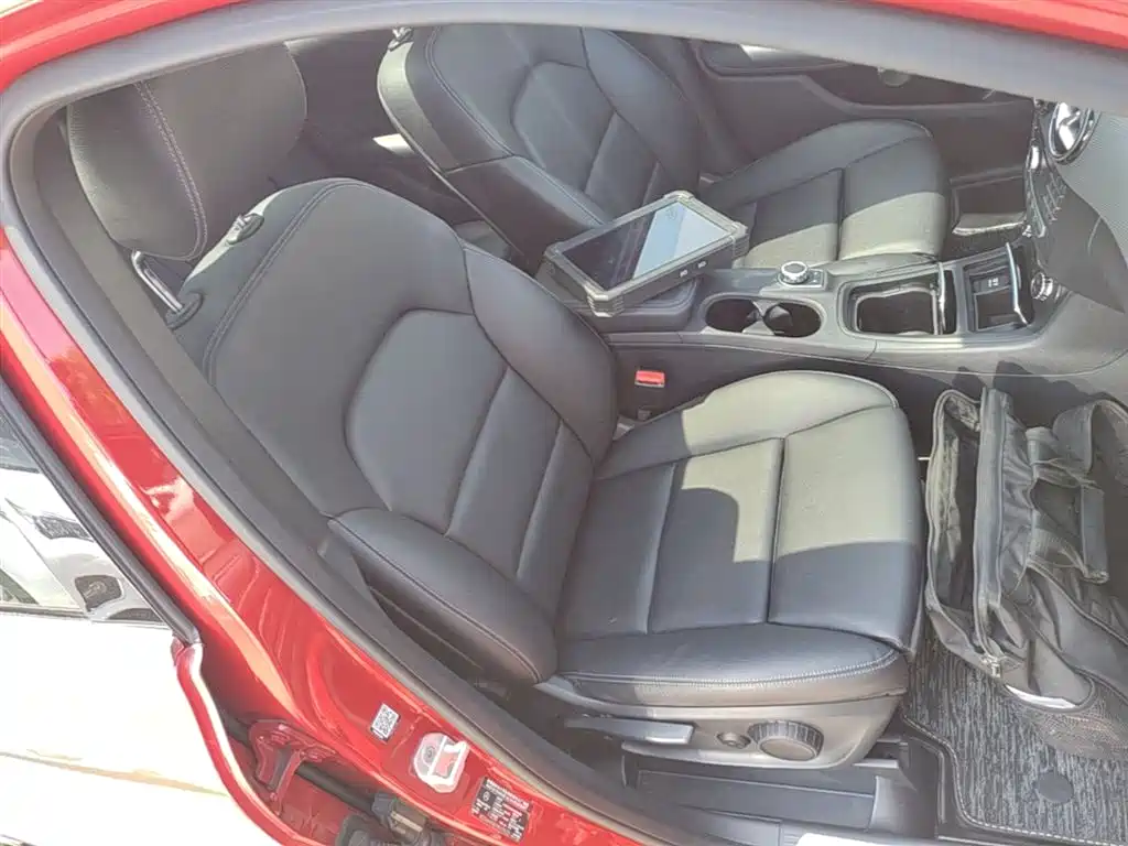 Mercedes-Benz B-Class 2017 — фото 25