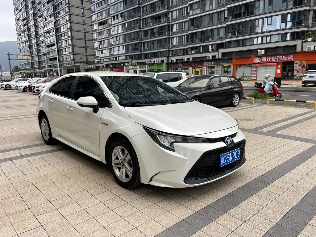 Toyota Levin 2020 — фото 1