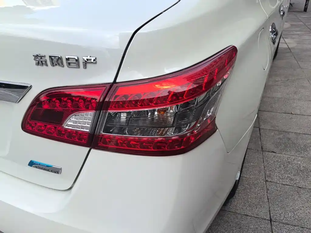 Nissan Sylphy 2015 — фото 8