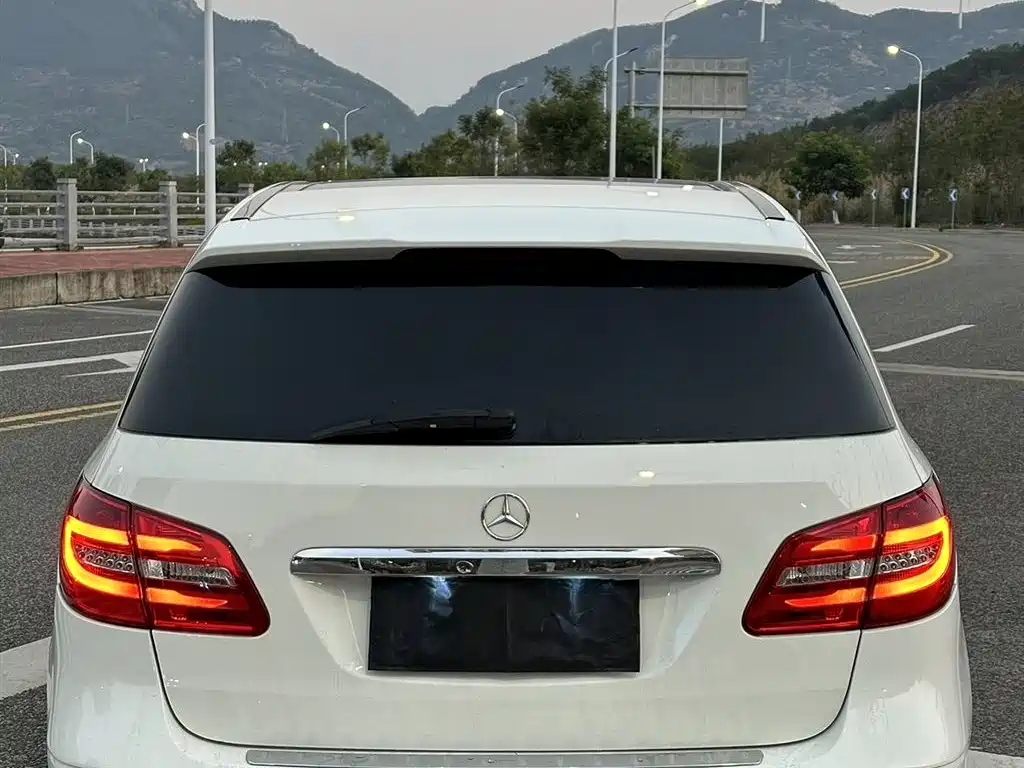 Mercedes-Benz B-Class 2013 — фото 6