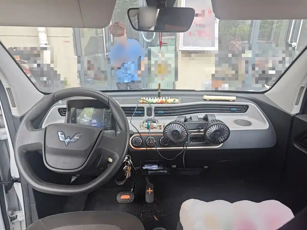 Wuling Hongguang MINIEV 2024