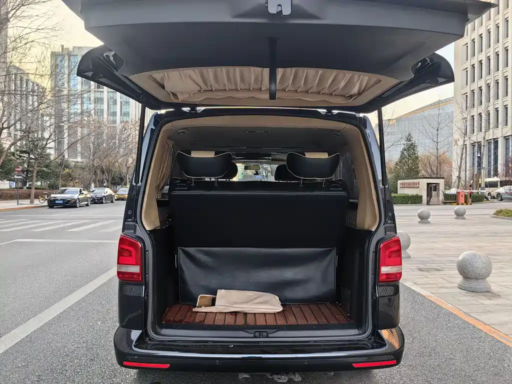 Volkswagen Caravelle 2016 — фото 19