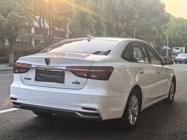Roewe i6 New Energy 2017