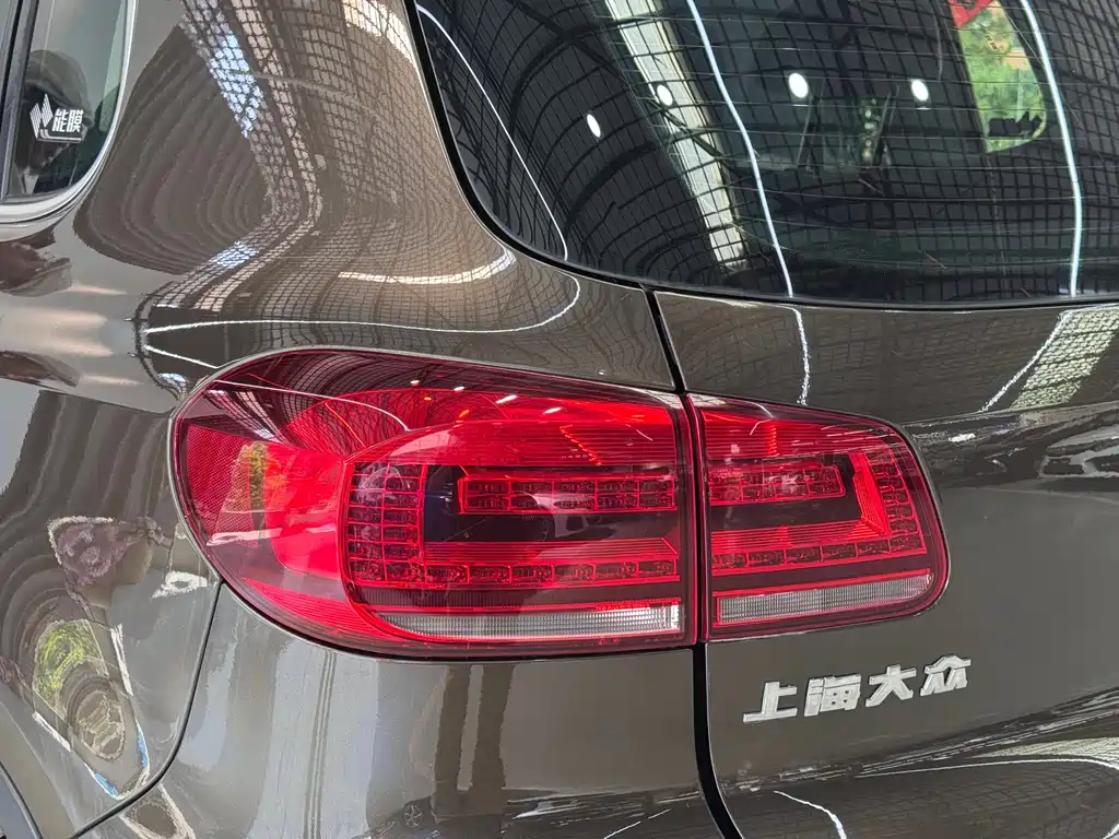 Volkswagen Tiguan 2015 — фото 27